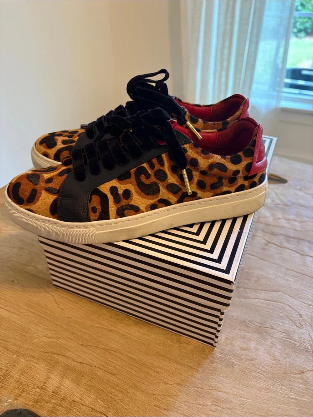 Lulu Guinness Wild Cat Natasha Leopard Leather Sneakers EU 37